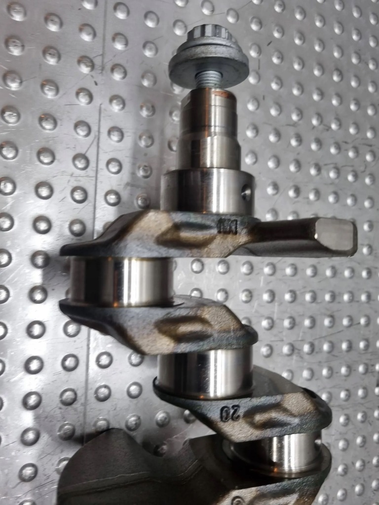 Wał колінчастий 05ed 05ec vw audi skoda seat 1.5 tsi tfsi dfy dfya dad dada dpc Недорого