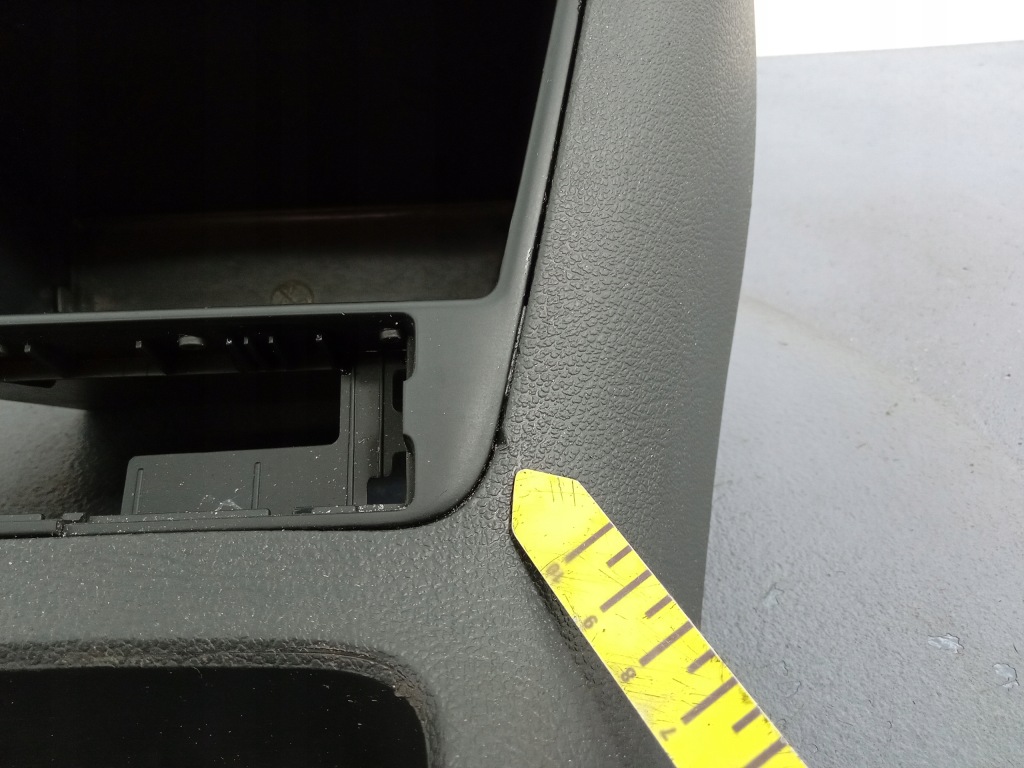 Vw tiguan i 07- туннель средний бардачок 5n1863476a Оригинал