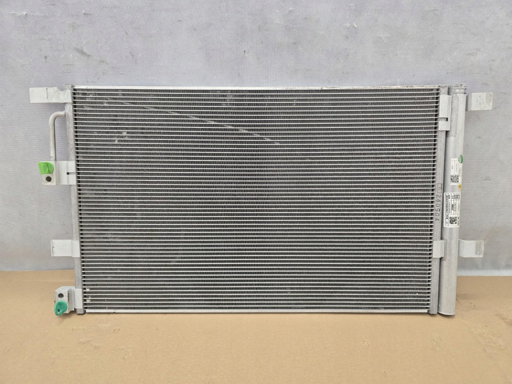 фото №1, Радиатор кондиционера mg 3 24- 11466312