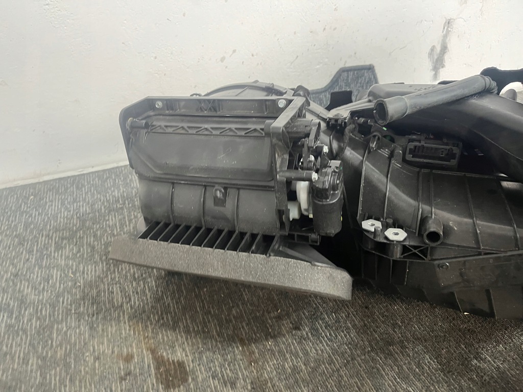 фото №8, Seat alhambra ii lift 2.0 tdi vw sharan обігрівач вентилятор повітродувка