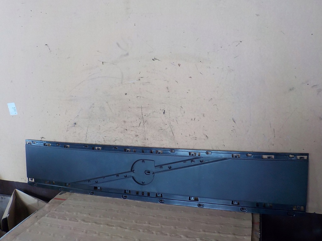 фото №1, Volvo решітка радіатора капот решітка верхній панель 21941702