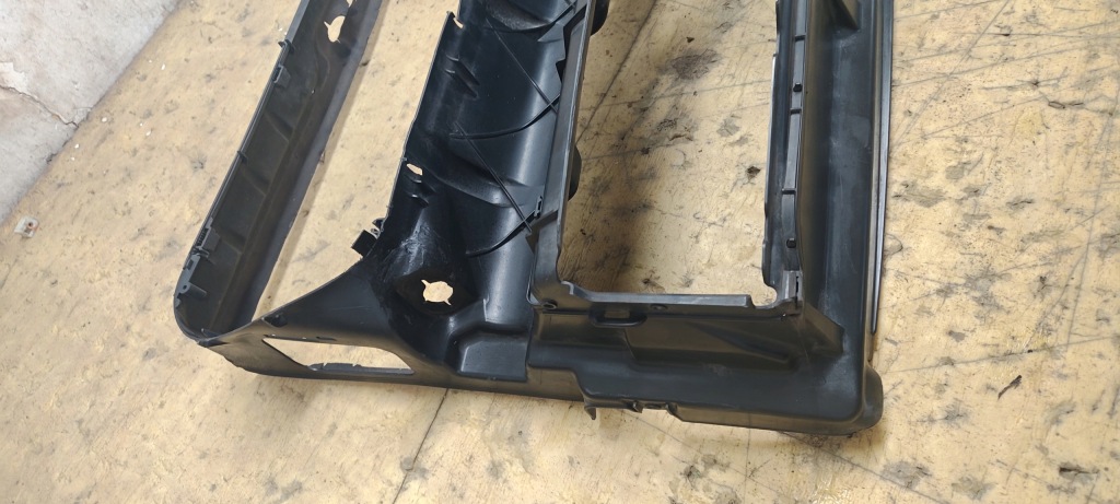 Bmw 7 f01 повітропровід повітря впуск 187798-15 Недорого