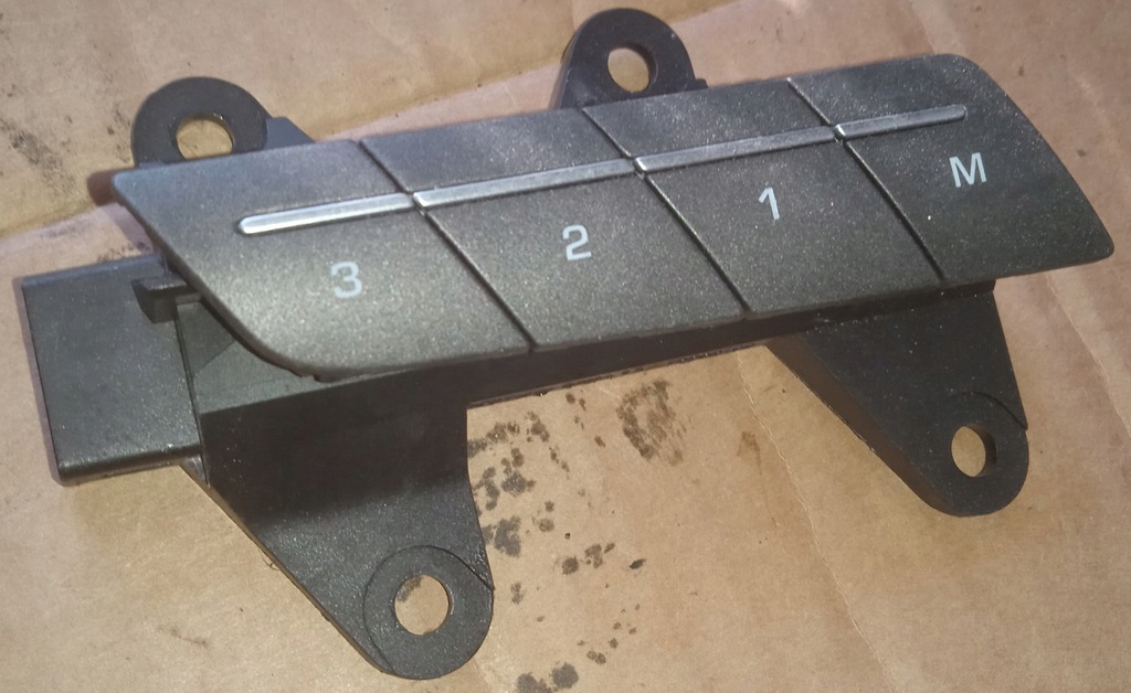 фото №1, Переключатель памяти сиденье land range rover evoque