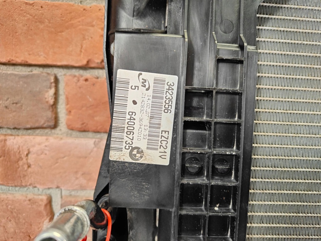 Bmw x3 e83 радіатор води 3403551 комплект радіатор m47 механічна коробка передач 2.0d Ціна