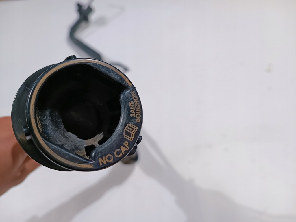 фото №6, Заливная горловина топлива труба ford flex explorer 2011-