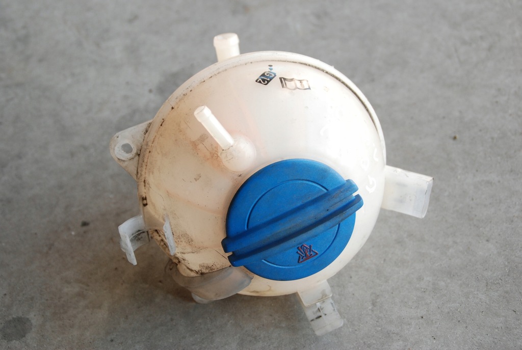 фото №1, Бачок расширительный жидкость vw golf v