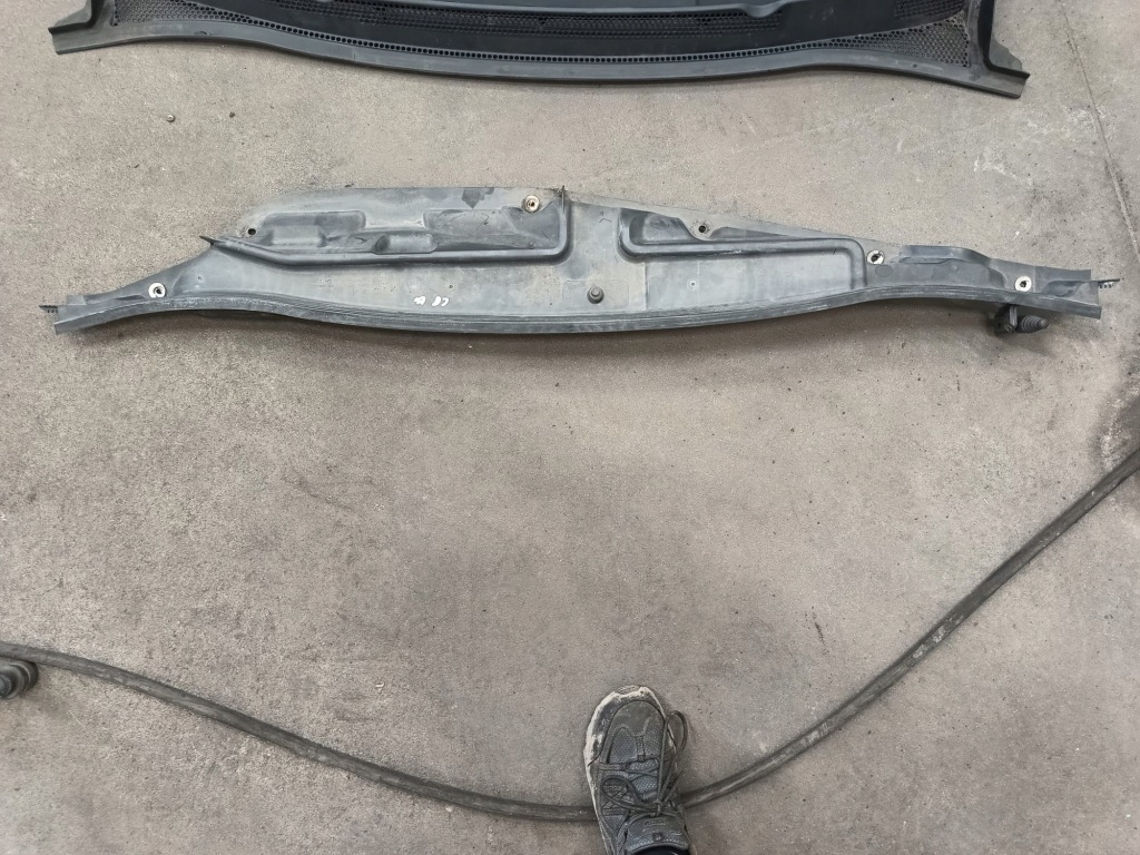 фото №1, Opel corsa e жабо нижние europa