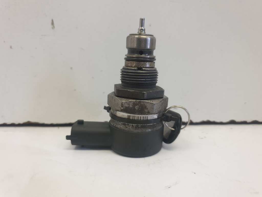 фото №1, Volvo v70 ii 2.4 d5 датчик пального 0281002712