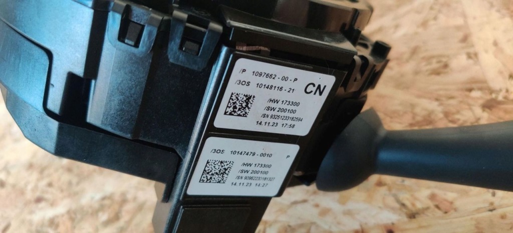 Переключатель комбинированный рычаг tesla model y 2024 10147490 1097662 10147479 Недорого