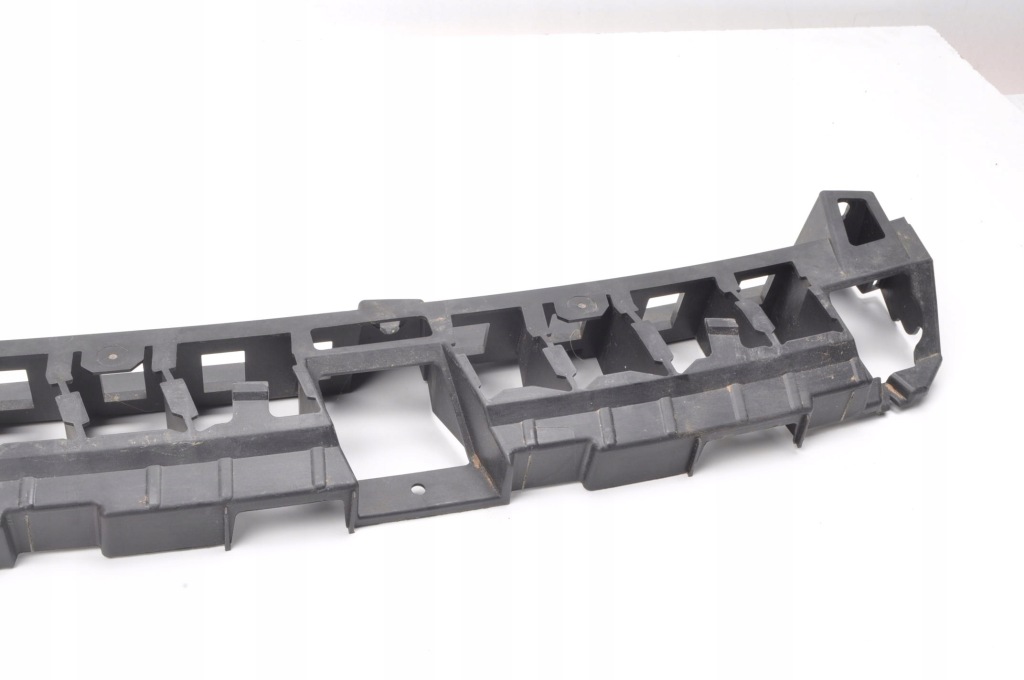 Porsche cayenne 9y0 направляющая бампера задний  задний середина p2 9y0807863 с Разборки