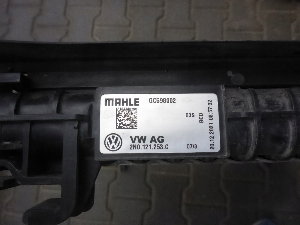 фото №12, Vw crafter ii 2n0121253c радиатор wody оригинал