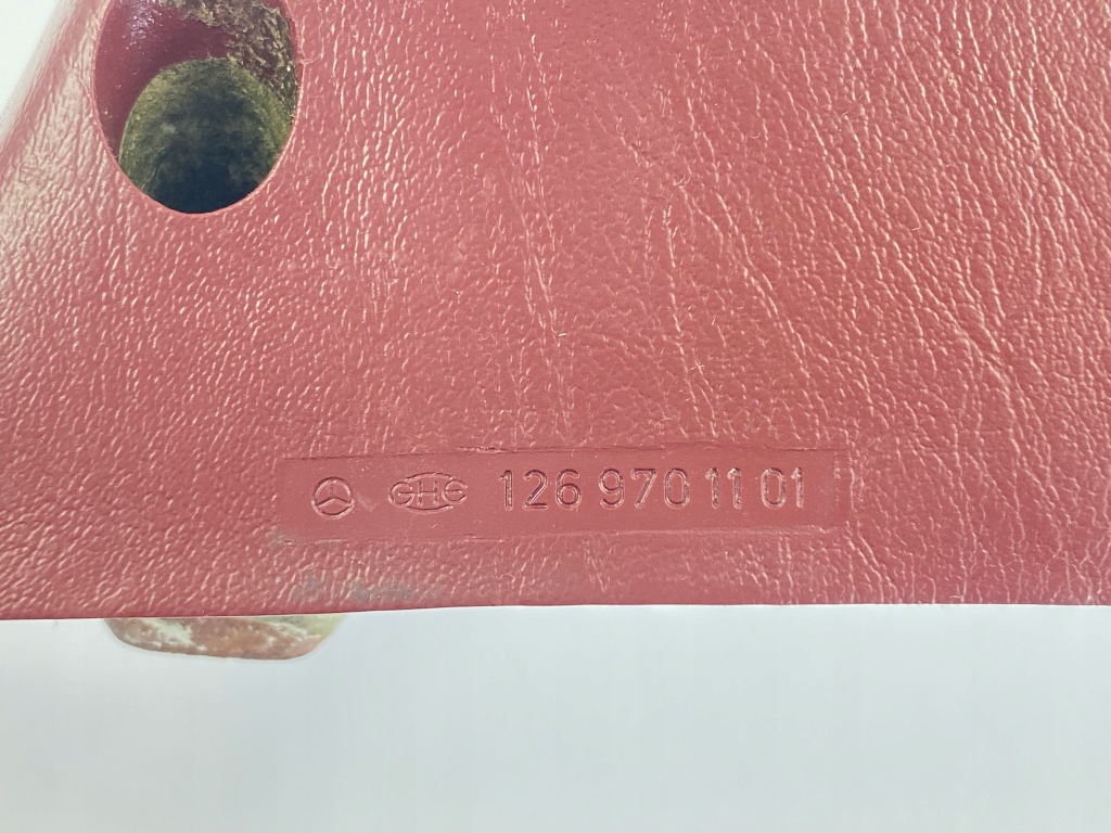 Тримач  обшивка двері лівий задній водія mercedes w126 1269701101 Зі Шроту