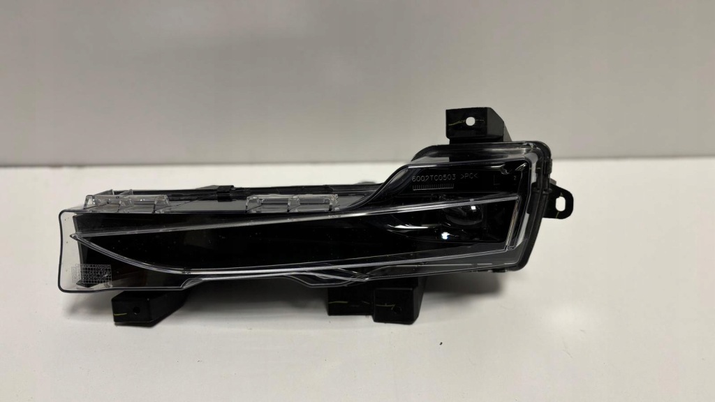 фото №1, Tesla model 3 протитуманна фара led лівий перед 107739500d