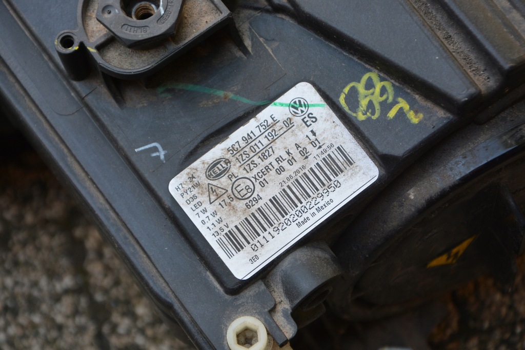 фото №10, Лампа правая ксенон led vw jetta 5c7941752e