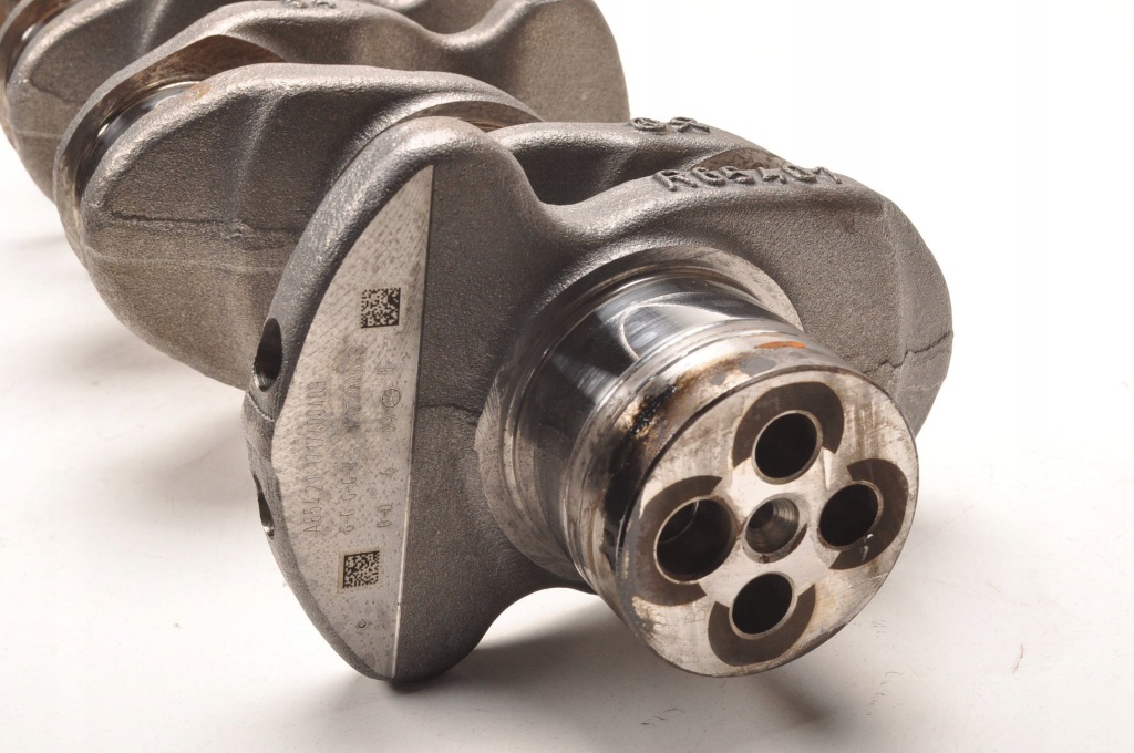 Купить Mercedes klasa e w213 w205 2.0 wał коленчатый r65401