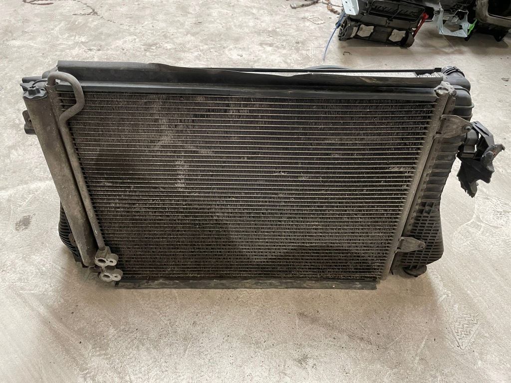 фото №1, Комплект радіатор вентилятори vw passat b6 1.9 tdi