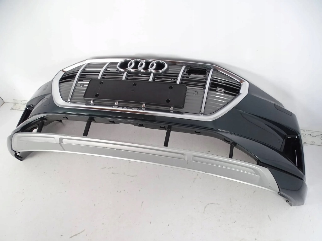фото №7, Бампер перед передній audi e-tron 4ke