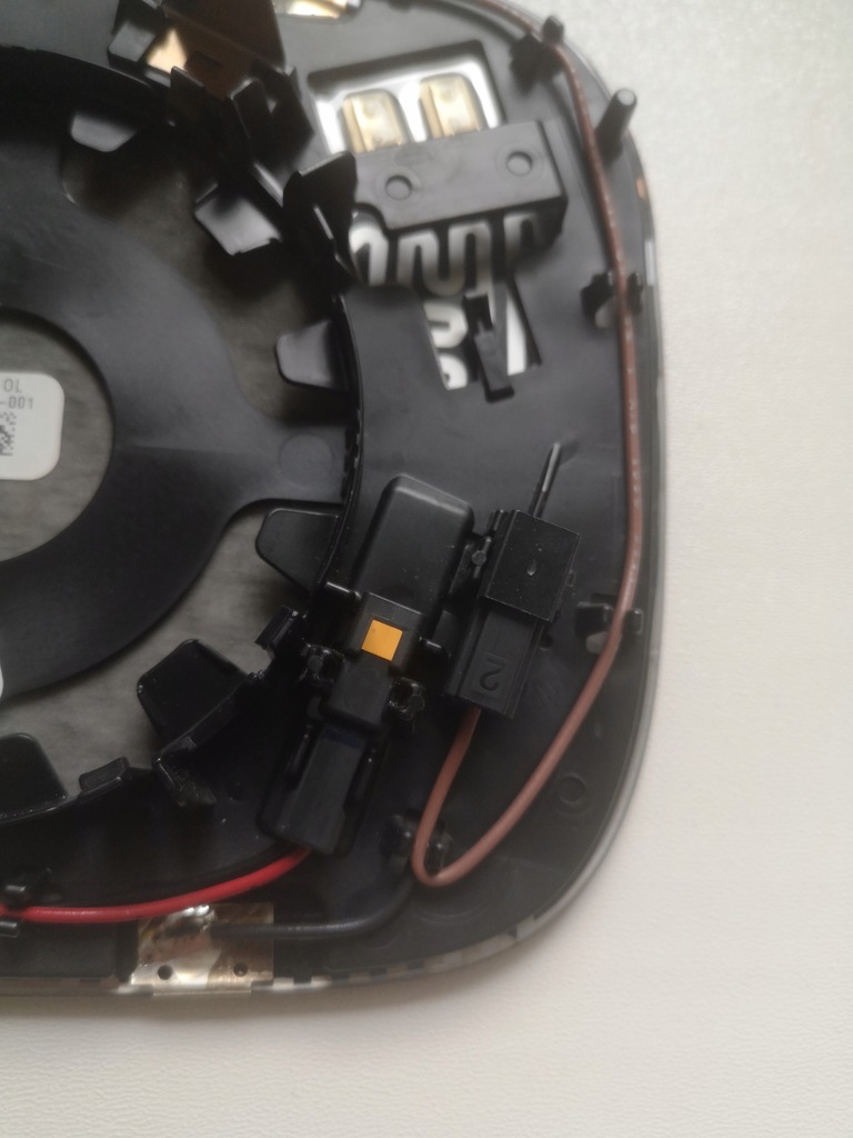 фото №3, Alfa romeo tonale вкладыш правого зеркало фотохромный +ассистент оригинальный номер