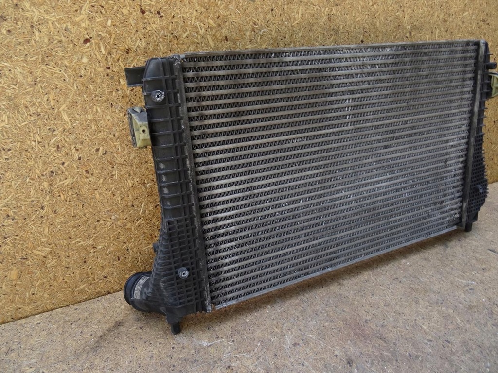 фото №7, Seat alhambra sharan 7n 2.0 tdi радіатор повітря інтеркулер 3c0145805ad
