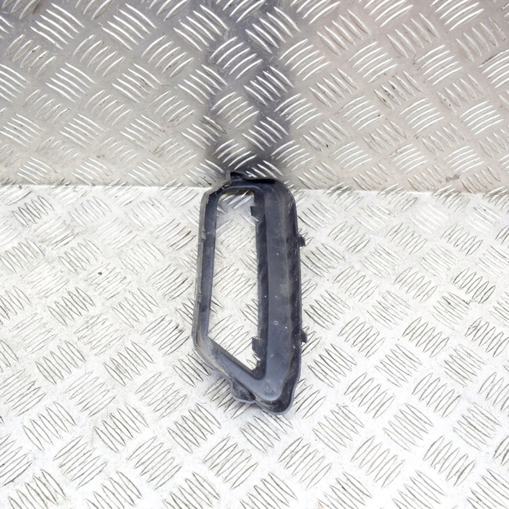 фото №3, Land rover range rover evoque l538 2016 часть трубы впуска воздуха