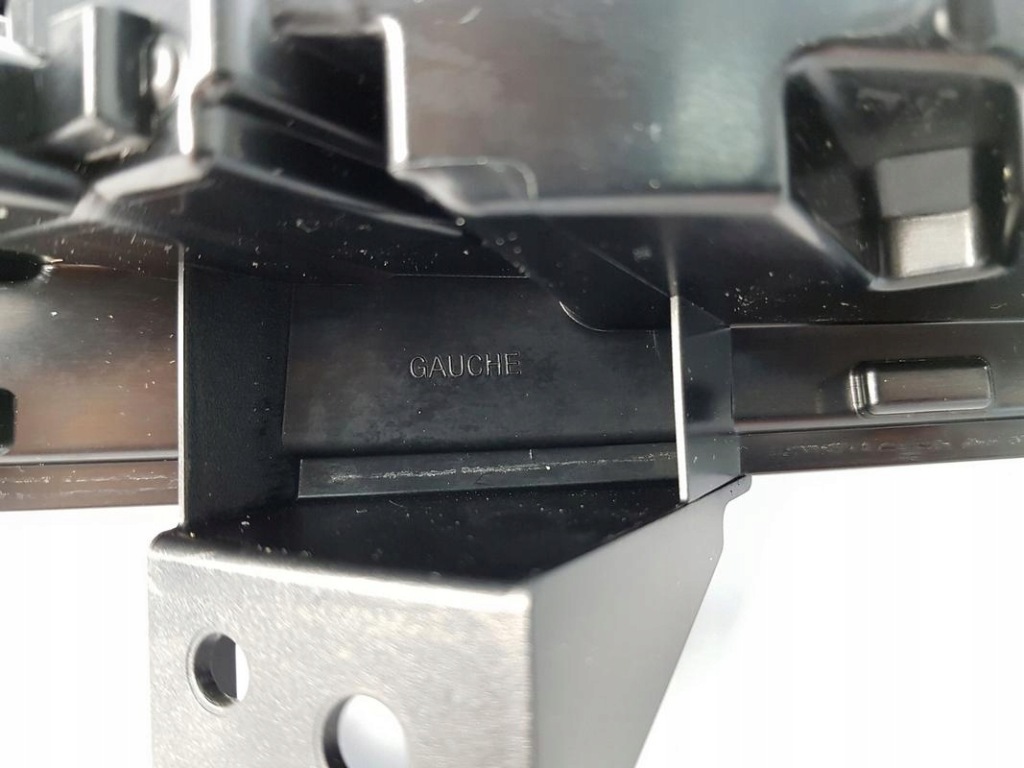 Фара led drl ліва renault megane 3 266055020r оригінал Недорого