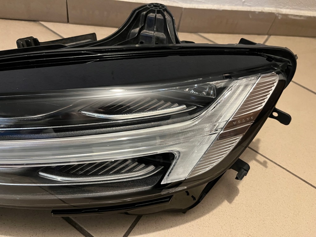 фото №5, Volvo v60 ii 2 led лампа передняя перед левая