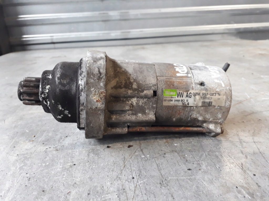 Стартер vw passat b6 2.0 tdi 02m911023n Недорого
