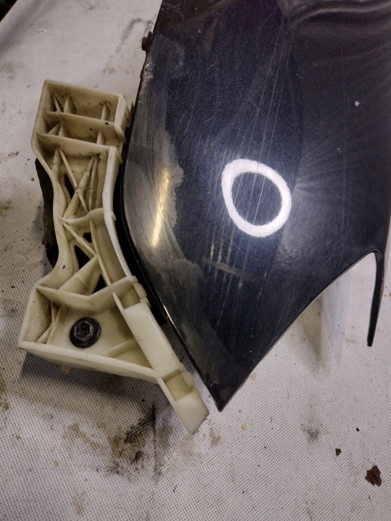 фото №8, Крыло правый перед mazda 3 bk przedlift hb k: 16w