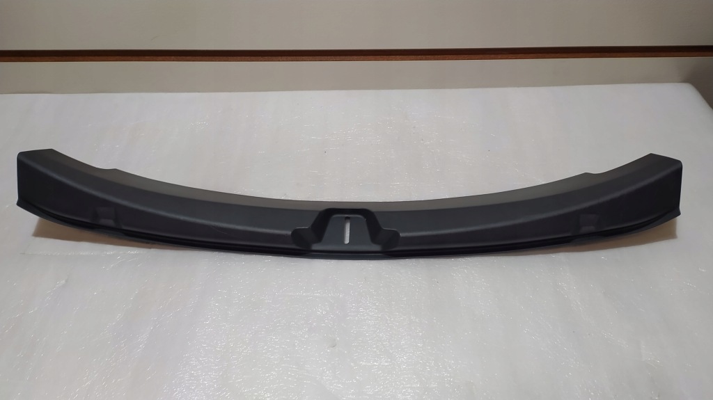 фото №4, Молдинг накладка багажника tesla 3