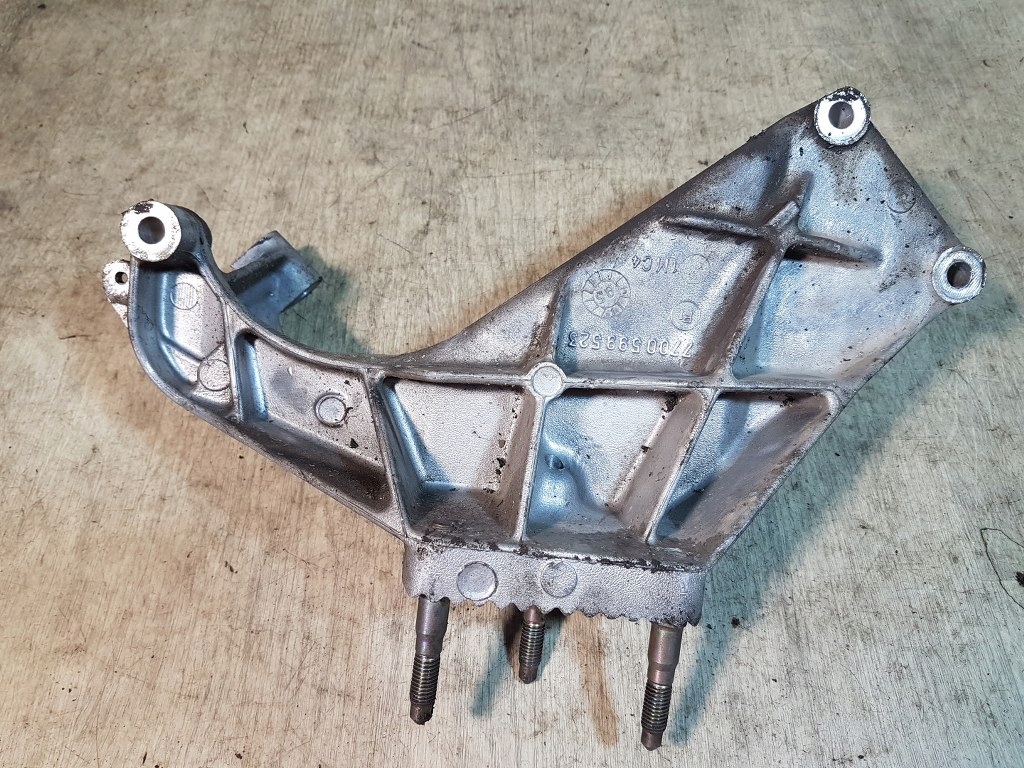 фото №1, Кронштейн кронштейн двигателя renault safrane 3.0 v6