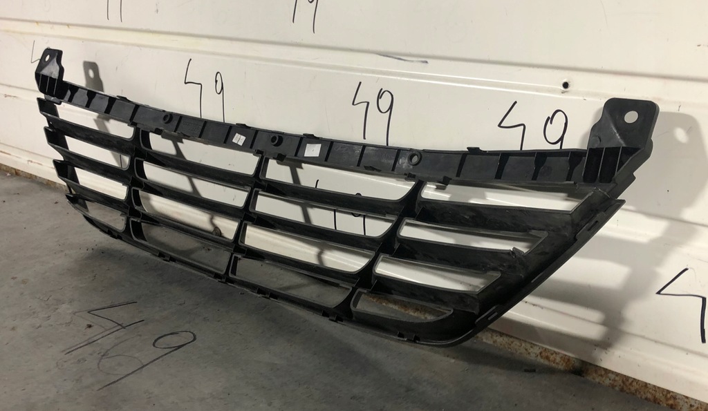 фото №8, Hyundai ix35 10- решётка бампера перед решётка радиатора оригинальная