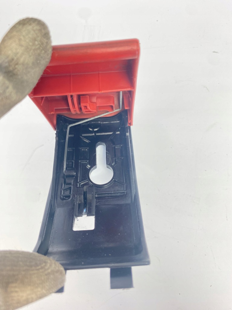 Важіль ручка відкривання підйому капот mercedes 124 w124 Зі Шроту