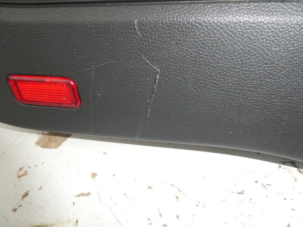 фото №6, Обшивка дверь левый перед skoda yeti 5l1867011