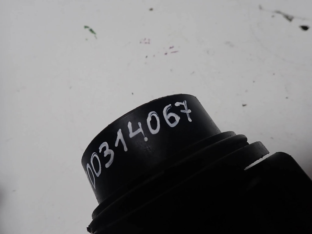 фото №7, Расходомер renault espace iv 2.2dci 7700314067