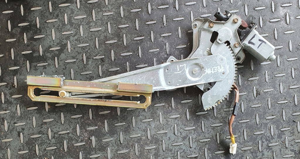 фото №1, Подъемник электрический левый задняя mazda premacy