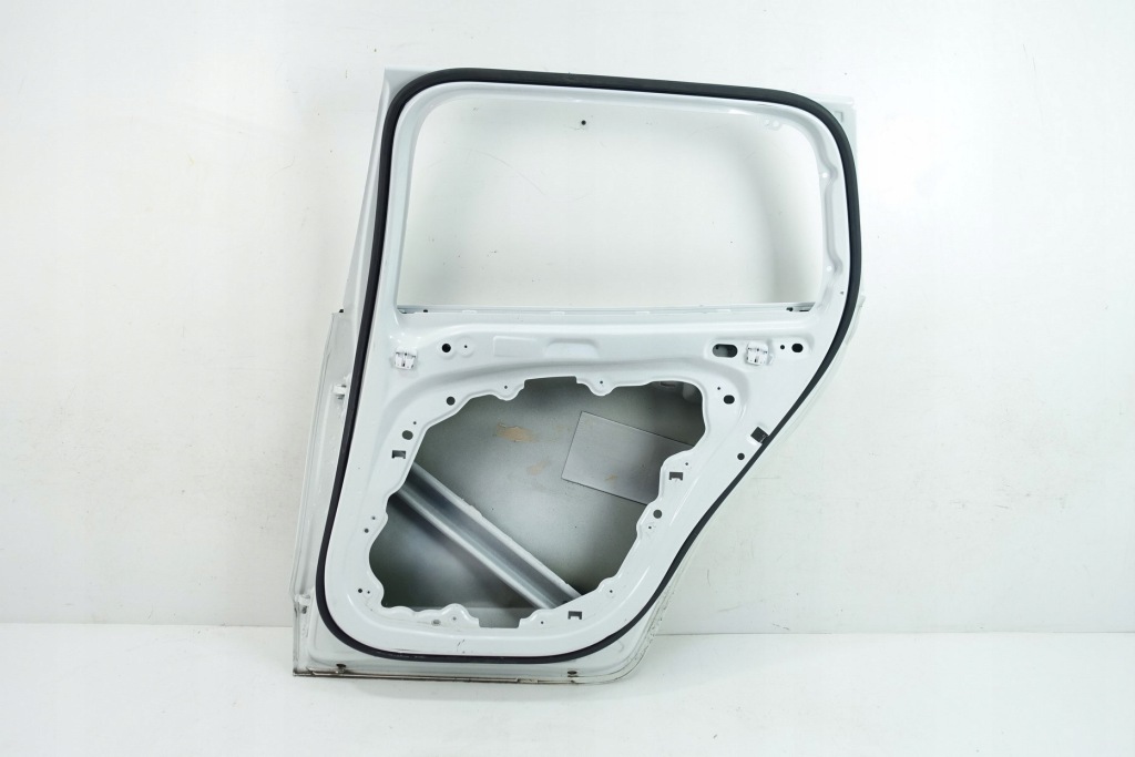 фото №6, Двері правий задня праве задні volvo v60 ii 2018-