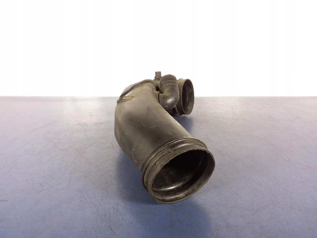 фото №2, Audi a8 d3 4.2 mpi труба воздухозаборник воздуха 077129629