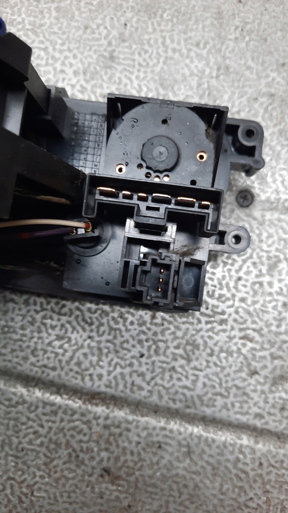 фото №7, Панель кондиционера nissan micra k11 97r 1.0b 70400307202