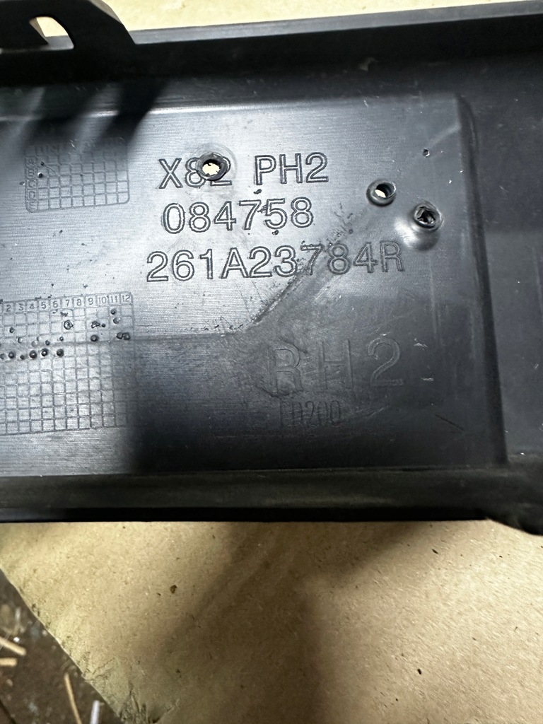 фото №7, Молдинг бампера заглушка хром renault trafic iv 261a23784r