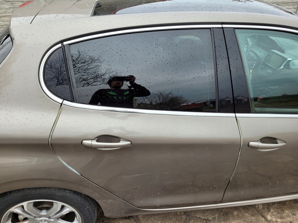 фото №1, Дверь задние задняя правое peugeot 208 i kcld