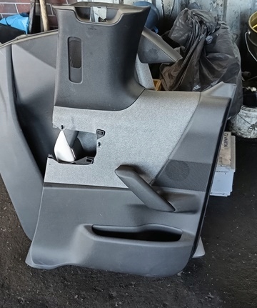 фото №1, Mazda mx-30 23r обшивка обивка дверь правый задняя