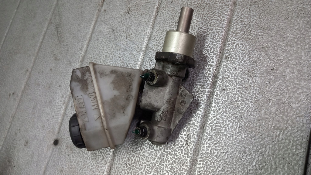 фото №1, Насос тормозная renault clio 98r ii 7700417649