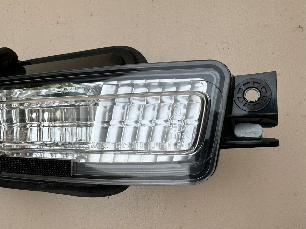 фото №6, Subaru legacy iv 4 kombi 03-09r лампа левый задняя левая задняя крышки