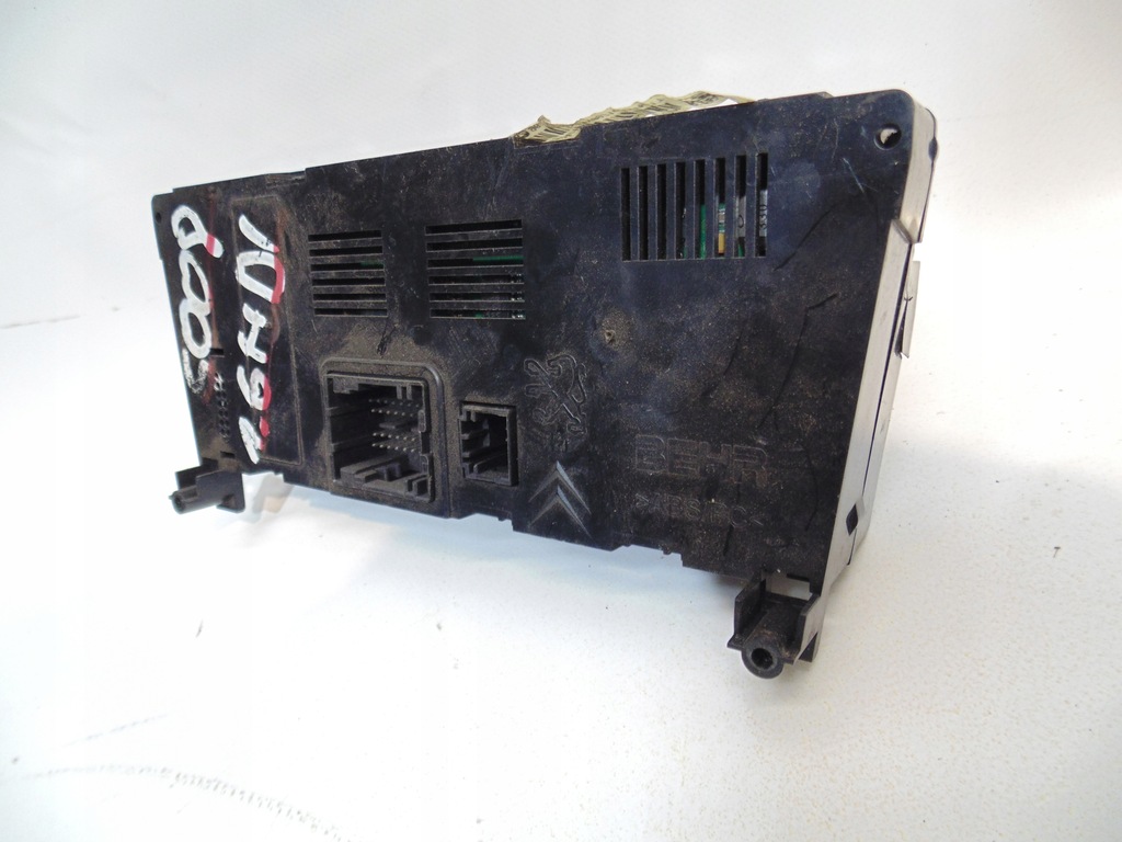 фото №6, Панель переключатель кондиционера обдув peugeot 3008