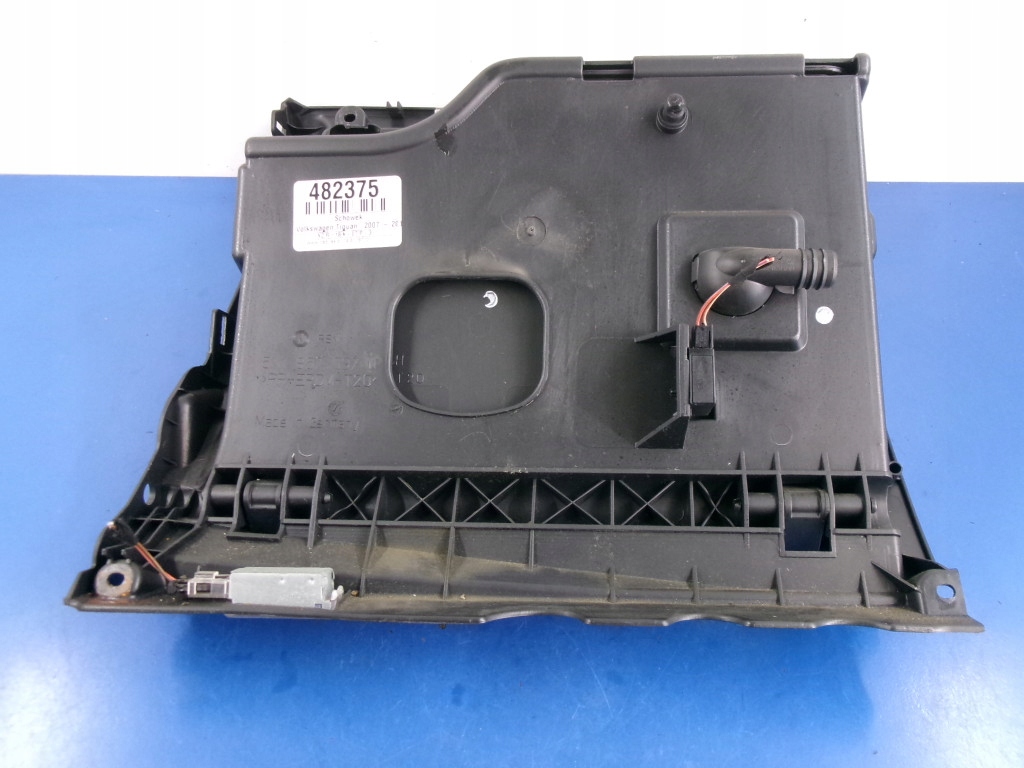 фото №9, Vw tiguan i 5n бардачок приборная панель пассажира чёрный ручка бардачка