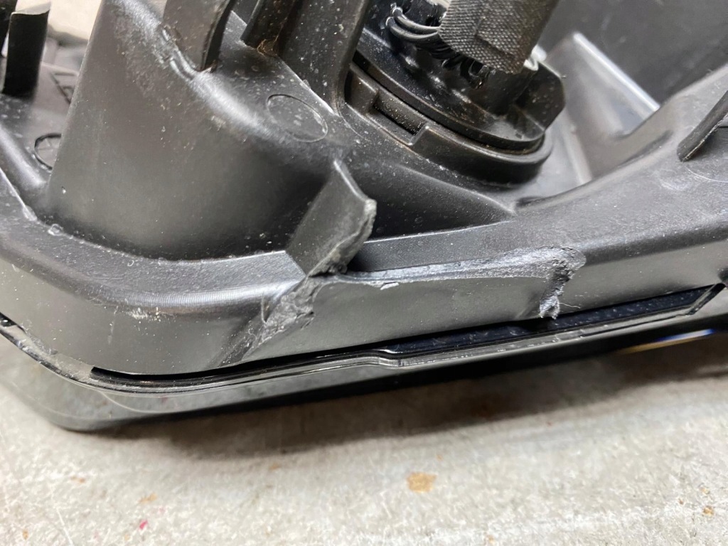 Купить Противотуманная фара правый led drl peugeot 3008 5008 3 9845434680