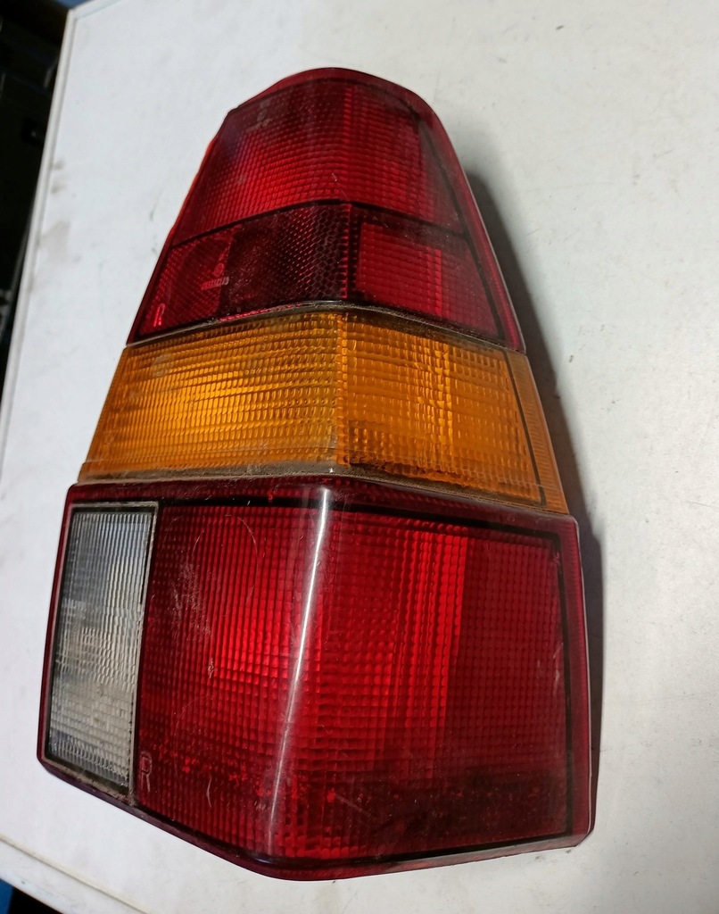 фото №2, Лампа права задня vw passat b2