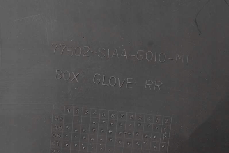 фото №7, Бардачок пассажира honda accord 6 vi 02r