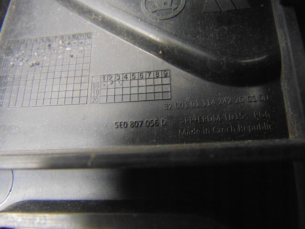 фото №11, Направляющая бампера правый перед skoda octavia iii rs