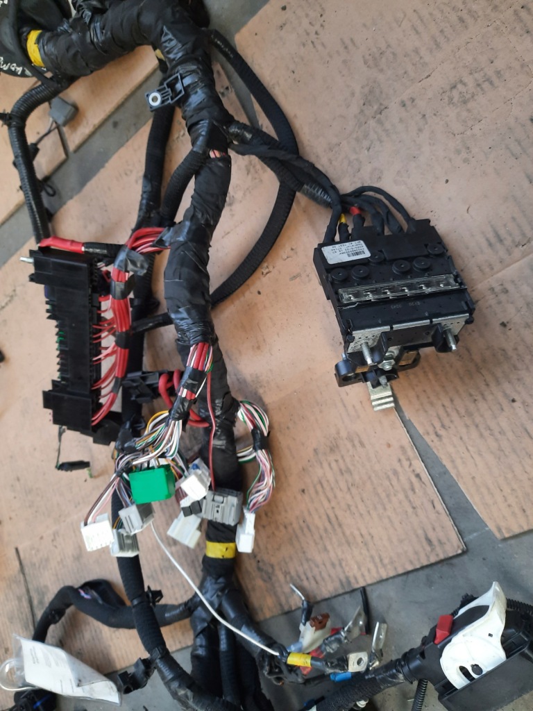 Renault austral 1.2 e-tech електропроводка джгут відсік двигуна Доставка